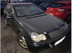 mercedes clase c (w203) berlina del año 2003