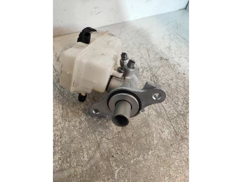 Recambio de bomba freno para renault clio iv 0.9 referencia OEM IAM   