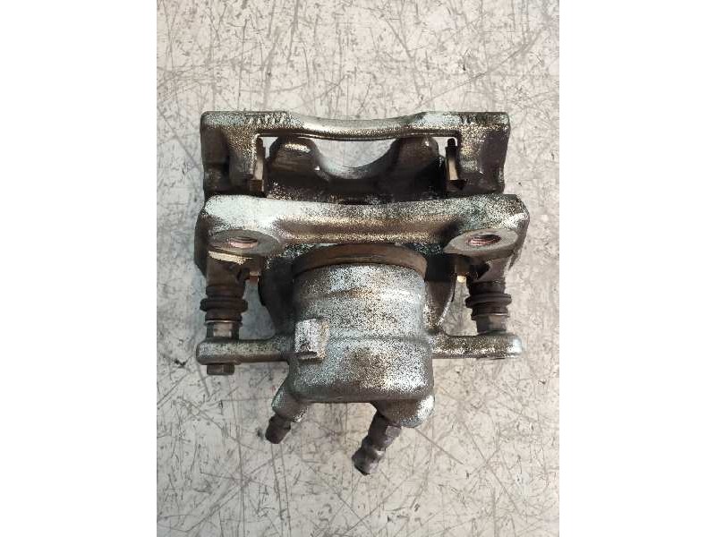 Recambio de pinza freno delantera derecha para renault clio iv 0.9 referencia OEM IAM 8864D  