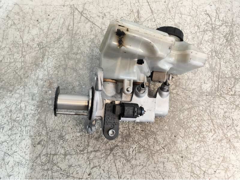 Recambio de bomba freno para volkswagen golf vii lim. (5g1) 1.6 tdi dpf referencia OEM IAM   