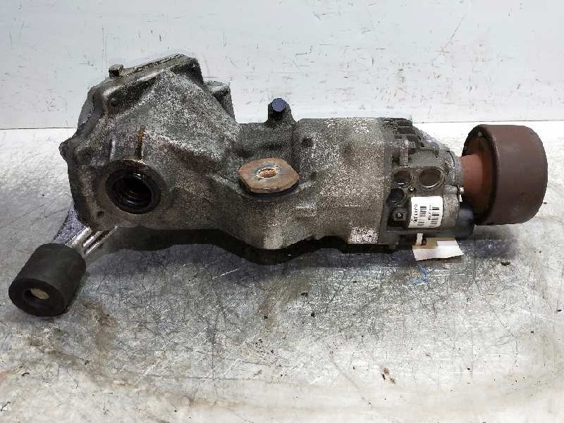 Recambio de diferencial trasero para volvo xc70 2.4 diesel cat referencia OEM IAM 08689632 P30651884 