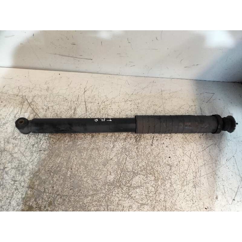 Recambio de amortiguador trasero derecho para mercedes clase b (w245) 200 (245.233) referencia OEM IAM A1693260700  