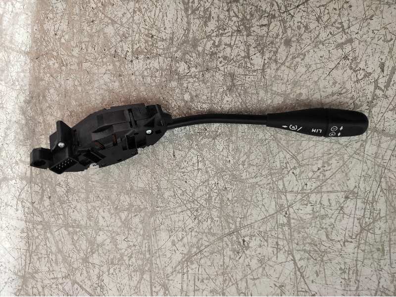 Recambio de mando multifuncion para mercedes clase b (w245) 200 (245.233) referencia OEM IAM A1695450004  