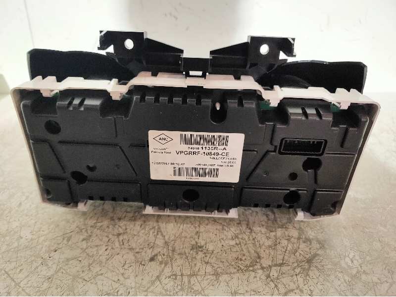 Recambio de cuadro instrumentos para renault clio iv 0.9 referencia OEM IAM 28101135R  