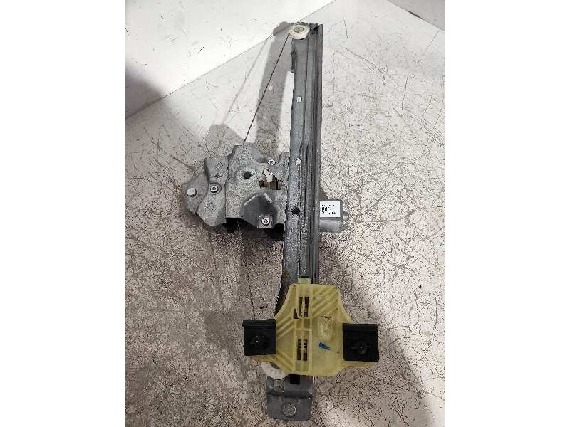 Recambio de elevalunas delantero derecho para renault clio iv 0.9 referencia OEM IAM 128001471B 9030319C 5P