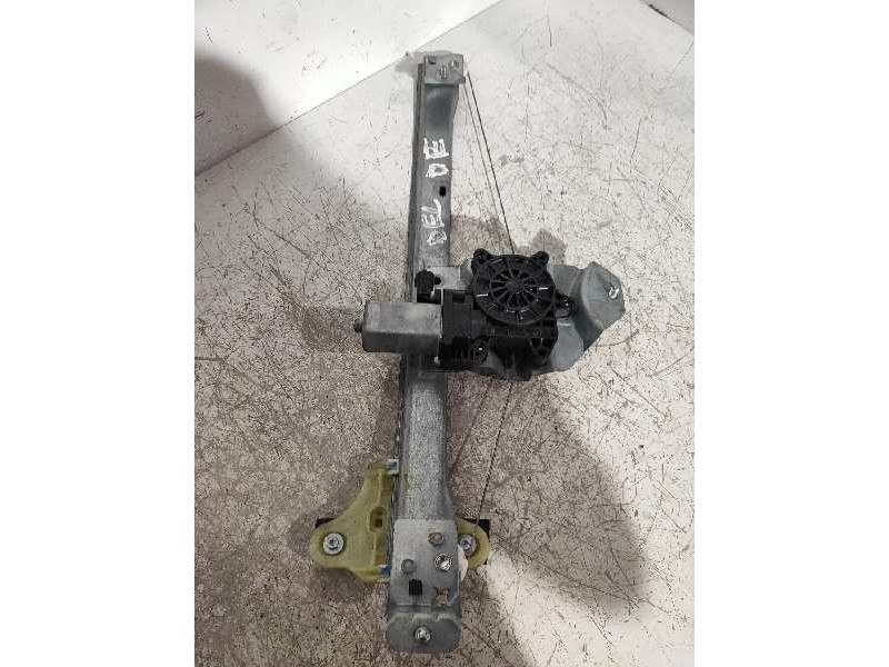 Recambio de elevalunas delantero derecho para renault clio iv 0.9 referencia OEM IAM 128001471B 9030319C 5P