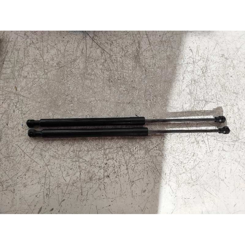 Recambio de amortiguadores maletero / porton para renault clio iv 0.9 referencia OEM IAM 84430661R  