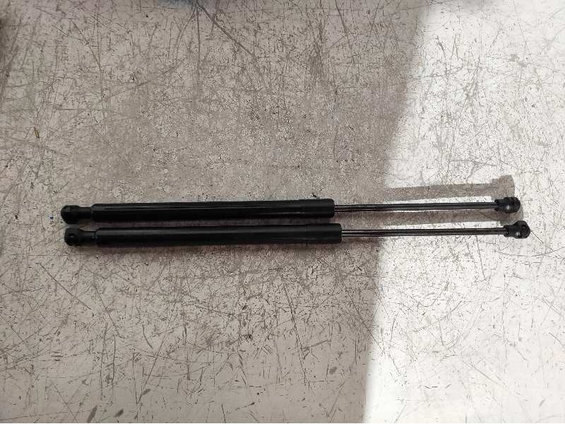 Recambio de amortiguadores maletero / porton para renault clio iv 0.9 referencia OEM IAM 84430661R  