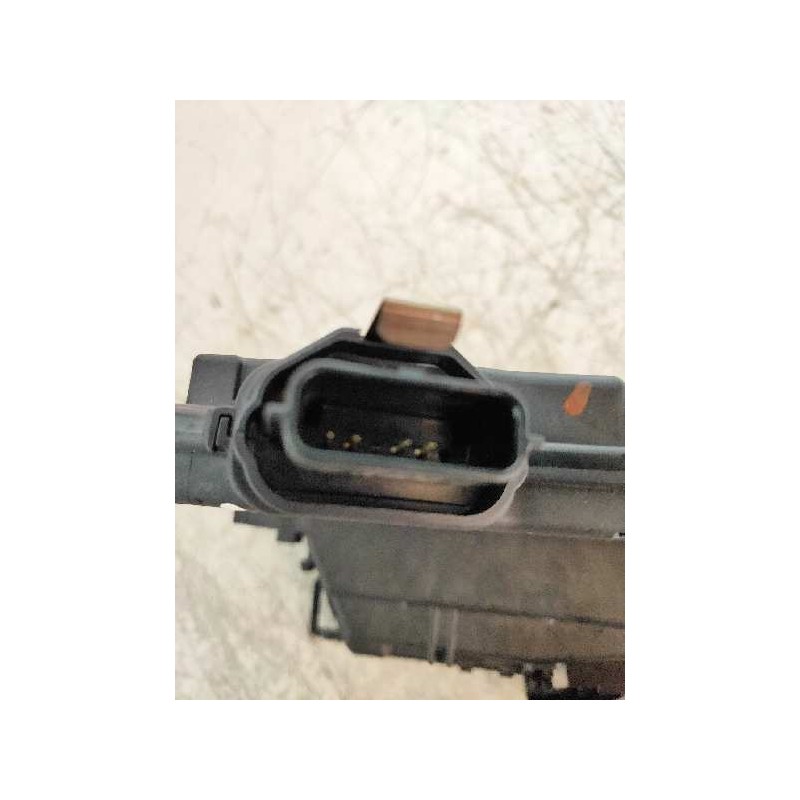 Recambio de motor cierre centralizado delantero derecho para renault clio iv 0.9 referencia OEM IAM 805024563R 5P 40627237