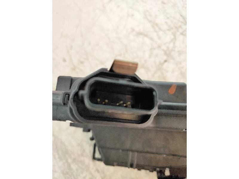 Recambio de motor cierre centralizado delantero derecho para renault clio iv 0.9 referencia OEM IAM 805024563R 5P 40627237