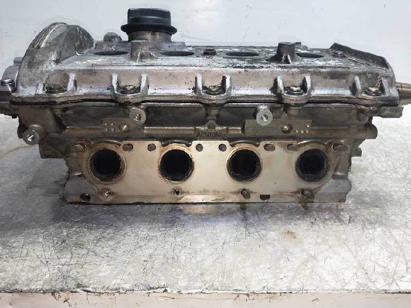 Recambio de culata para audi a8 (d2) 3.7 quattro referencia OEM IAM AKC 077103373AN DERECHA