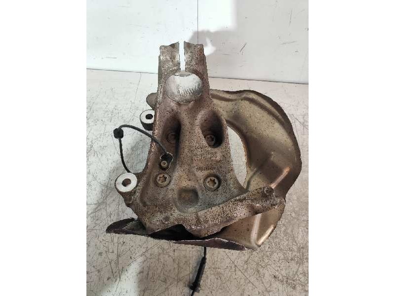 Recambio de mangueta delantera izquierda para bmw serie 1 lim. (f20) 118d referencia OEM IAM   