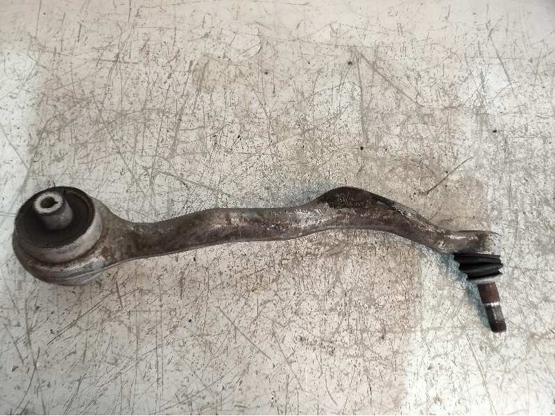 Recambio de brazo suspension inferior delantero derecho para bmw serie 1 lim. (f20) 118d referencia OEM IAM 118173  