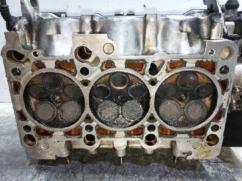 Recambio de culata para audi a6 berlina (4b2) 2.4 v6 30v referencia OEM IAM APS 078103373AH IZQUIERDA