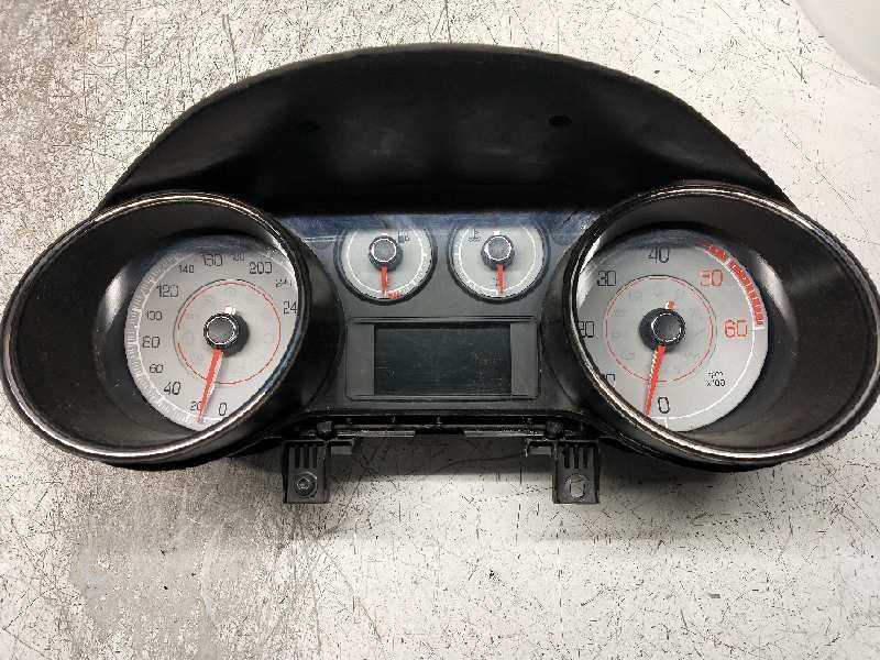 Recambio de cuadro instrumentos para fiat bravo (198) 1.9 16v dynamic multijet referencia OEM IAM 503001980300 51774250490271 