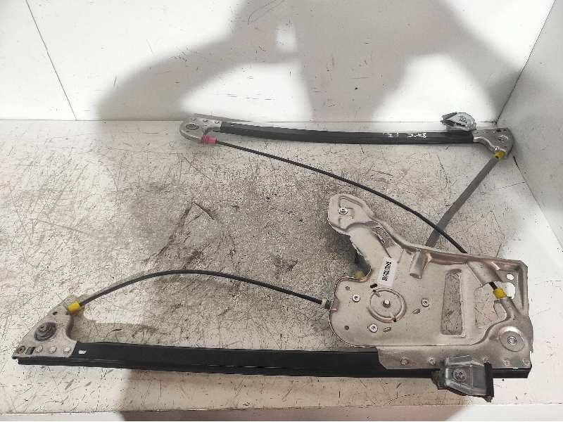 Recambio de elevalunas delantero izquierdo para land rover range rover (lm) v8 td vogue referencia OEM IAM XH4223201AB  