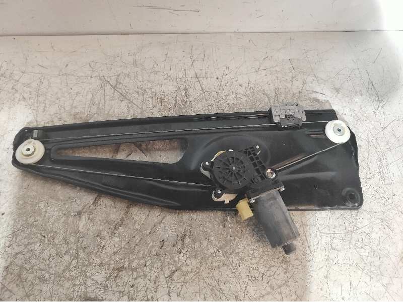 Recambio de elevalunas trasero derecho para land rover range rover (lm) v8 td vogue referencia OEM IAM XH4227000AB  