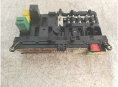 Recambio de caja reles / fusibles para land rover range rover (lm) v8 td vogue referencia OEM IAM   
