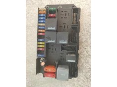 Recambio de caja reles / fusibles para land rover range rover (lm) v8 td vogue referencia OEM IAM 518880000 YQE500390 