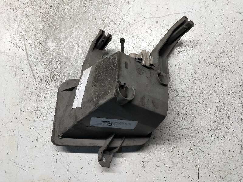 Recambio de faro antiniebla izquierdo para opel vectra b caravan básico referencia OEM IAM   