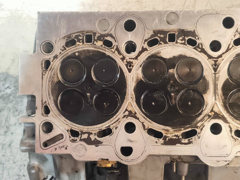 Recambio de culata para bmw serie 3 berlina (e46) 320d referencia OEM IAM 204D1  