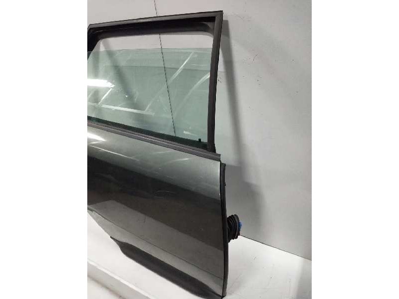 Recambio de puerta trasera derecha para audi allroad quattro (4b5) 2.5 v6 24v tdi referencia OEM IAM   