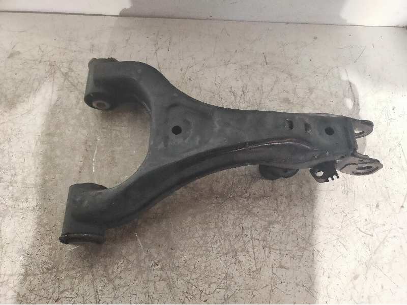 Recambio de brazo suspension superior trasero izquierdo para land rover range rover (lm) v8 td vogue referencia OEM IAM   