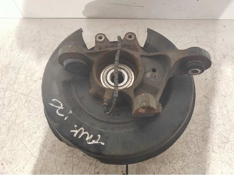 Recambio de mangueta trasera izquierda para land rover range rover (lm) v8 td vogue referencia OEM IAM   