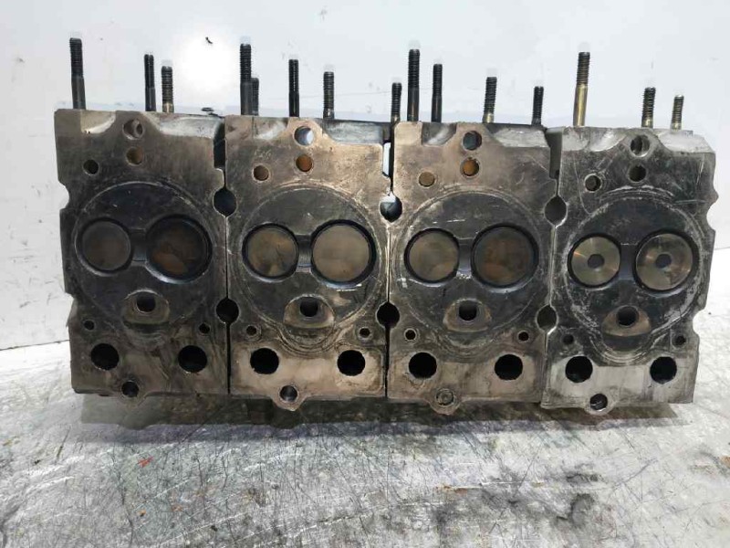 Recambio de culata para chrysler voyager (gs) 2.5 turbodiesel referencia OEM IAM M00  