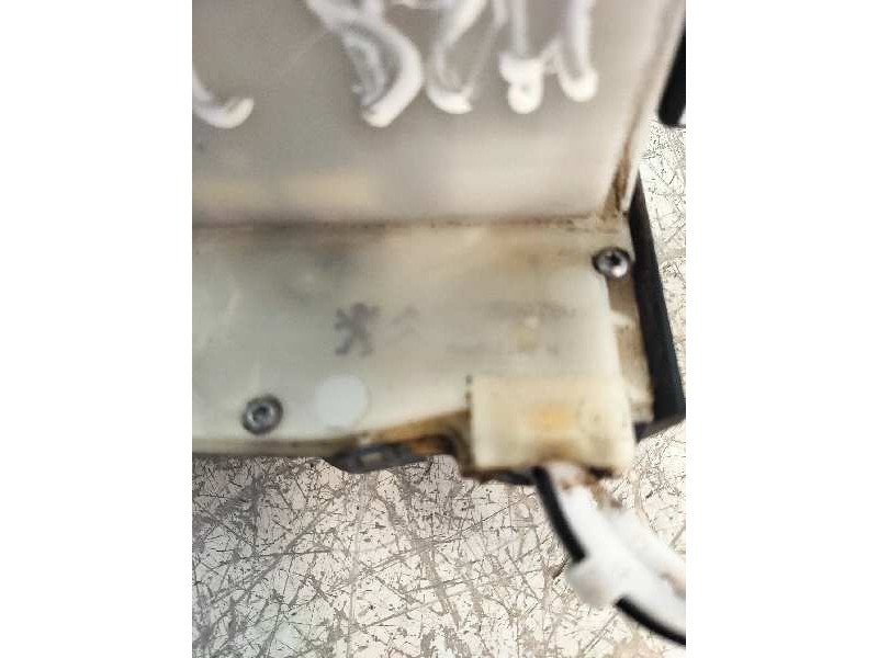 Recambio de motor cierre centralizado delantero derecho para peugeot 208 style referencia OEM IAM 9812900780 5P 