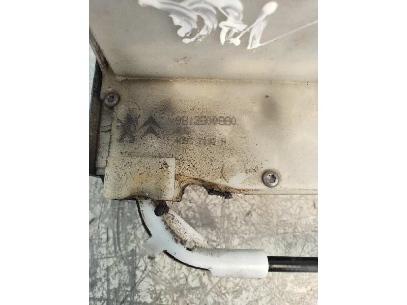 Recambio de motor cierre centralizado delantero izquierdo para peugeot 208 style referencia OEM IAM 9812900880 5P 