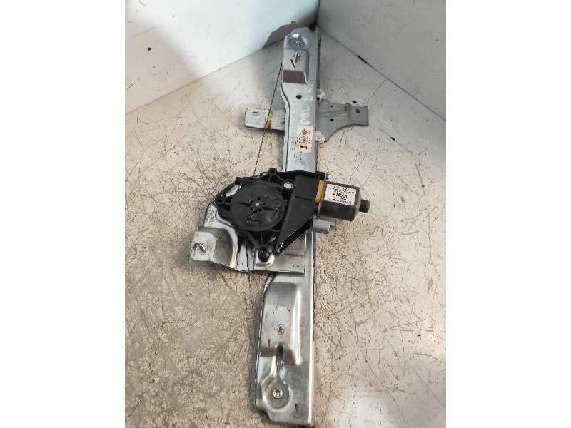 Recambio de elevalunas delantero derecho para peugeot 208 style referencia OEM IAM 9673154380 37223000 9674254380 0130822702