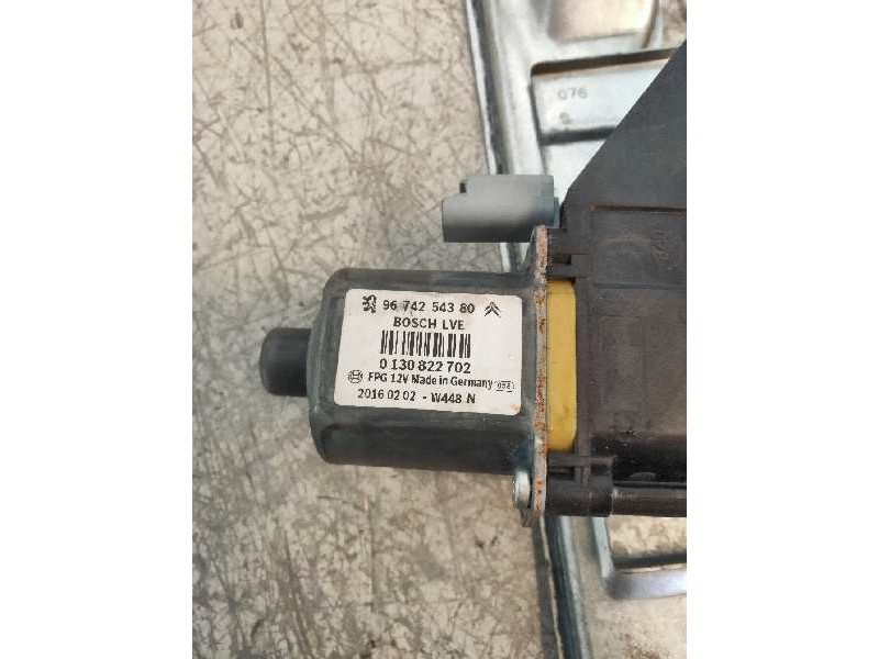 Recambio de elevalunas delantero derecho para peugeot 208 style referencia OEM IAM 9673154380 37223000 9674254380 0130822702