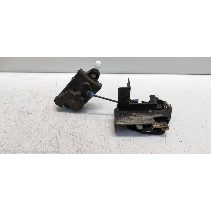 Recambio de motor cierre centralizado delantero izquierdo para hyundai coupe (j2) 1.6 fx coupe referencia OEM IAM   