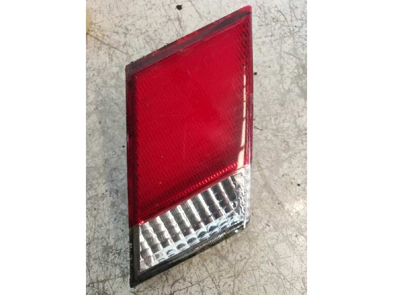 Recambio de piloto trasero derecho interior para mitsubishi lancer berlina (c60a/c70a) 1.6 referencia OEM IAM   