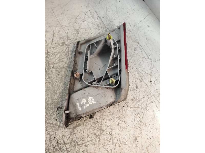 Recambio de piloto trasero izquierdo interior para mitsubishi lancer berlina (c60a/c70a) 1.6 referencia OEM IAM   