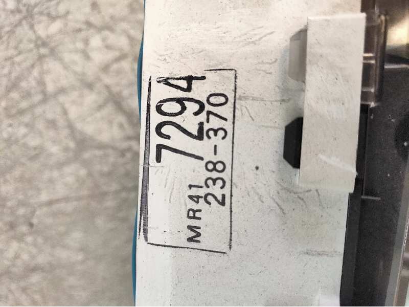 Recambio de cuadro instrumentos para mitsubishi lancer berlina (c60a/c70a) 1.6 referencia OEM IAM 238370  