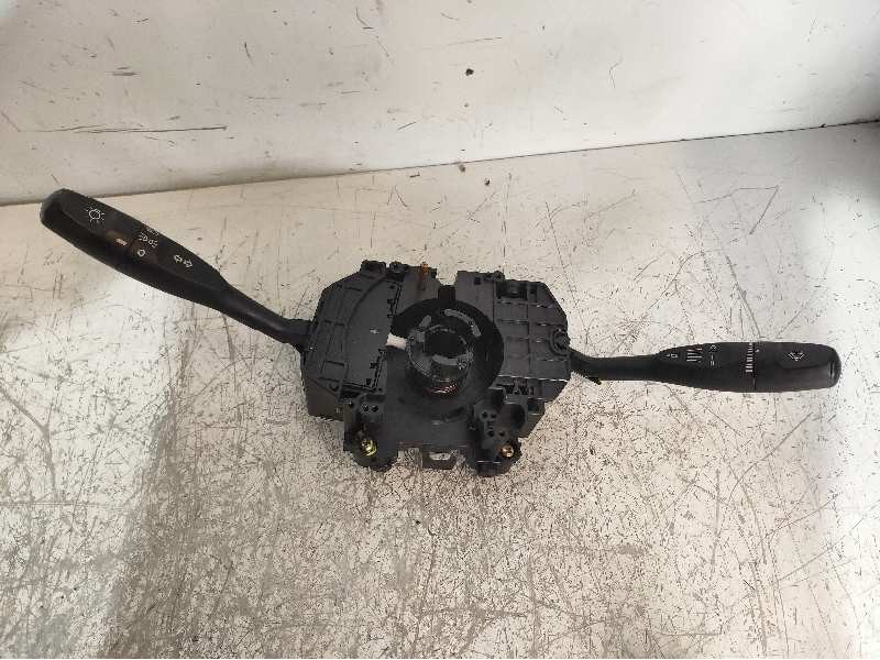 Recambio de mando luces para mitsubishi lancer berlina (c60a/c70a) 1.6 referencia OEM IAM 1485318040  