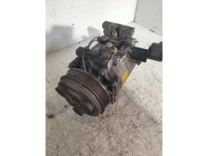 Recambio de compresor aire acondicionado para mitsubishi lancer berlina (c60a/c70a) 1.6 referencia OEM IAM 2105444  
