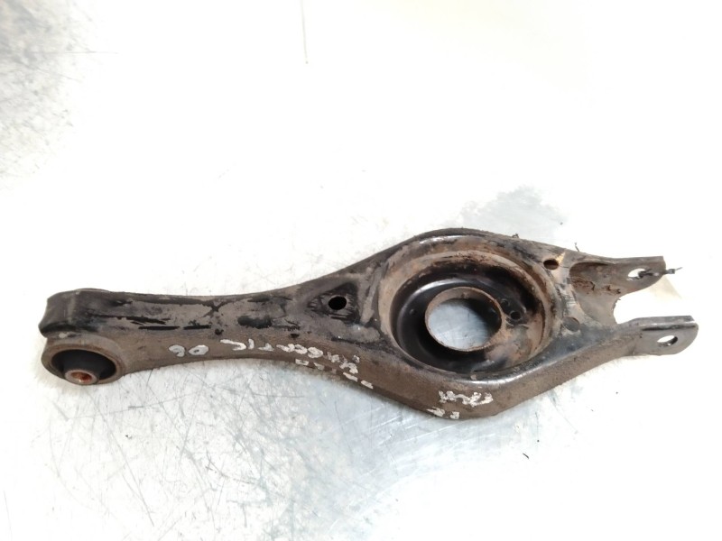 Recambio de brazo suspension inferior trasero izquierdo para kia magentis 2.0 cat referencia OEM IAM    Recambio de brazo suspension inferior trasero izquierdo para kia magentis 2.0 cat referencia OEM IAM