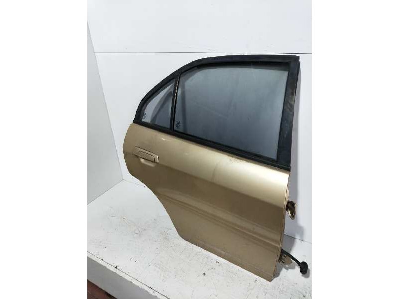 Recambio de puerta trasera derecha para mitsubishi lancer berlina (c60a/c70a) 1.6 referencia OEM IAM   