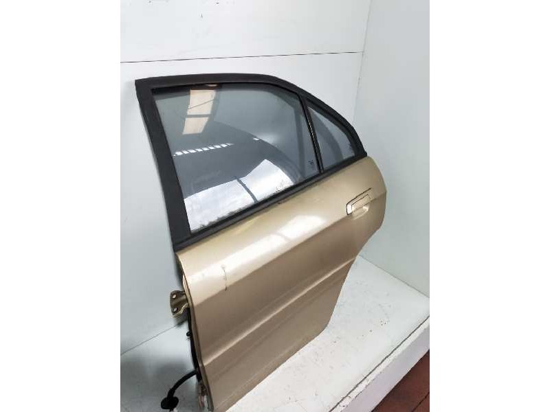 Recambio de puerta trasera izquierda para mitsubishi lancer berlina (c60a/c70a) 1.6 referencia OEM IAM   