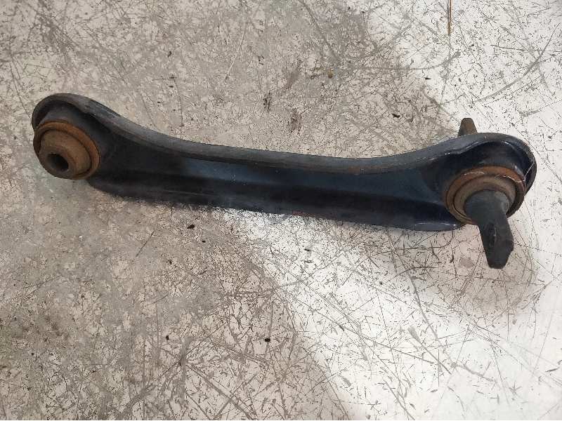 Recambio de tirante trasero derecho para mitsubishi lancer berlina (c60a/c70a) 1.6 referencia OEM IAM   