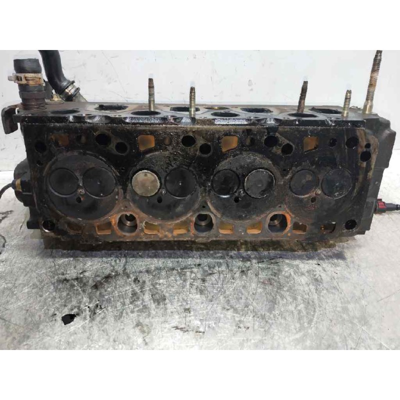 Recambio de culata para ford focus berlina (cak) 1.8 tddi turbodiesel cat referencia OEM IAM C9DA S4Q6090A 