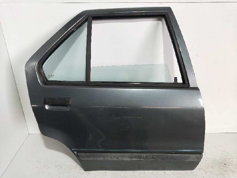 Recambio de puerta trasera derecha para renault 19 (b/c/l53) 1.4 gts referencia OEM IAM   