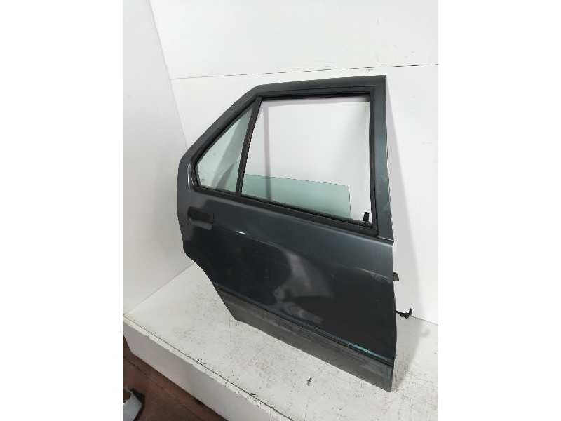 Recambio de puerta trasera derecha para renault 19 (b/c/l53) 1.4 gts referencia OEM IAM   
