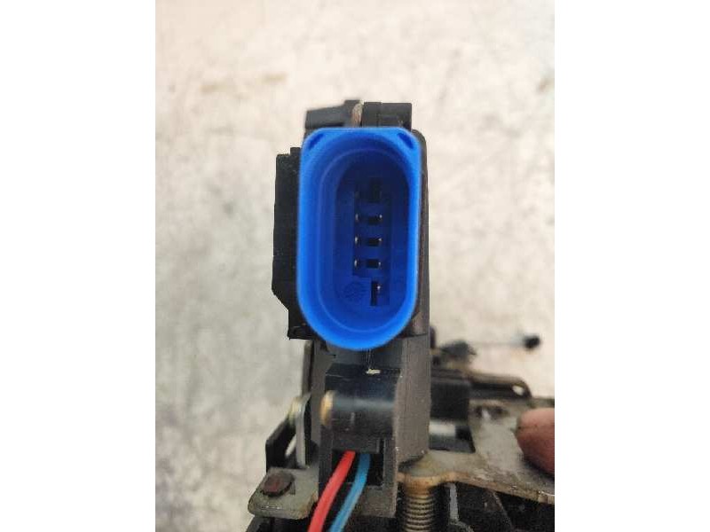 Recambio de motor cierre centralizado delantero izquierdo para porsche cayenne (typ 9pa) básico referencia OEM IAM 3D1837015  