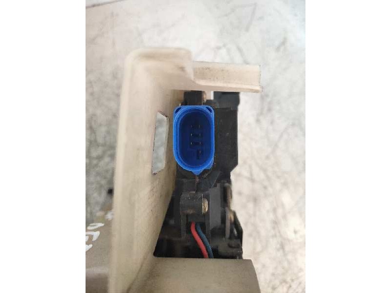 Recambio de motor cierre centralizado trasero derecho para porsche cayenne (typ 9pa) básico referencia OEM IAM 7L0839016  