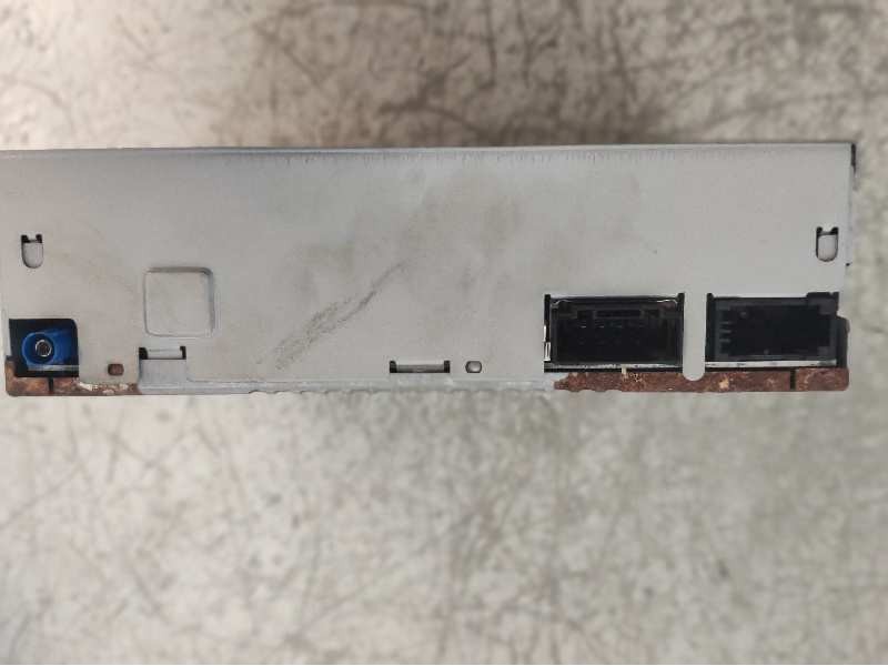 Recambio de sistema dvd para porsche cayenne (typ 9pa) básico referencia OEM IAM 7L5919969 99764213503 