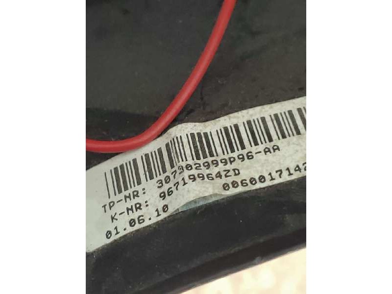 Recambio de volante para citroen ds3 base referencia OEM IAM 967199642D  